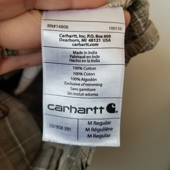 Carhartt men's relaxed fit button-up plaid shirt - Picture 4 of 10